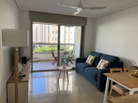 Top performing Airbnb: Coruña Cala de Finestrat Building. Luxury apartment. in La Vila Joiosa / Villajoyosa