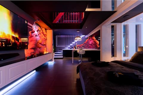 The Secrets of the Castle - The Suite