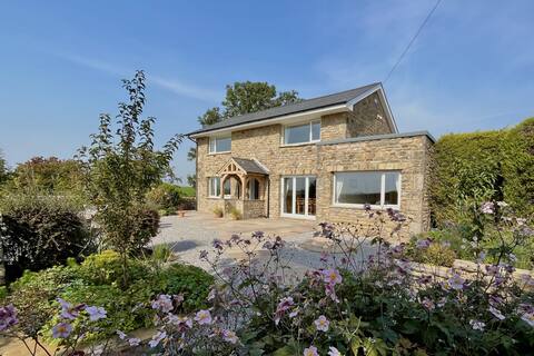 New Thornber - luxury retreat