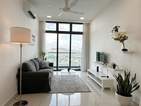 Green Haven High Floor Couple Suite