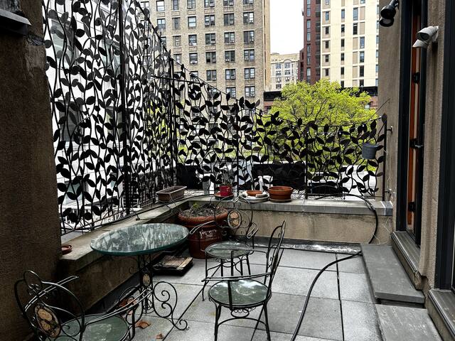 3k sq ft on the Upper West Side!