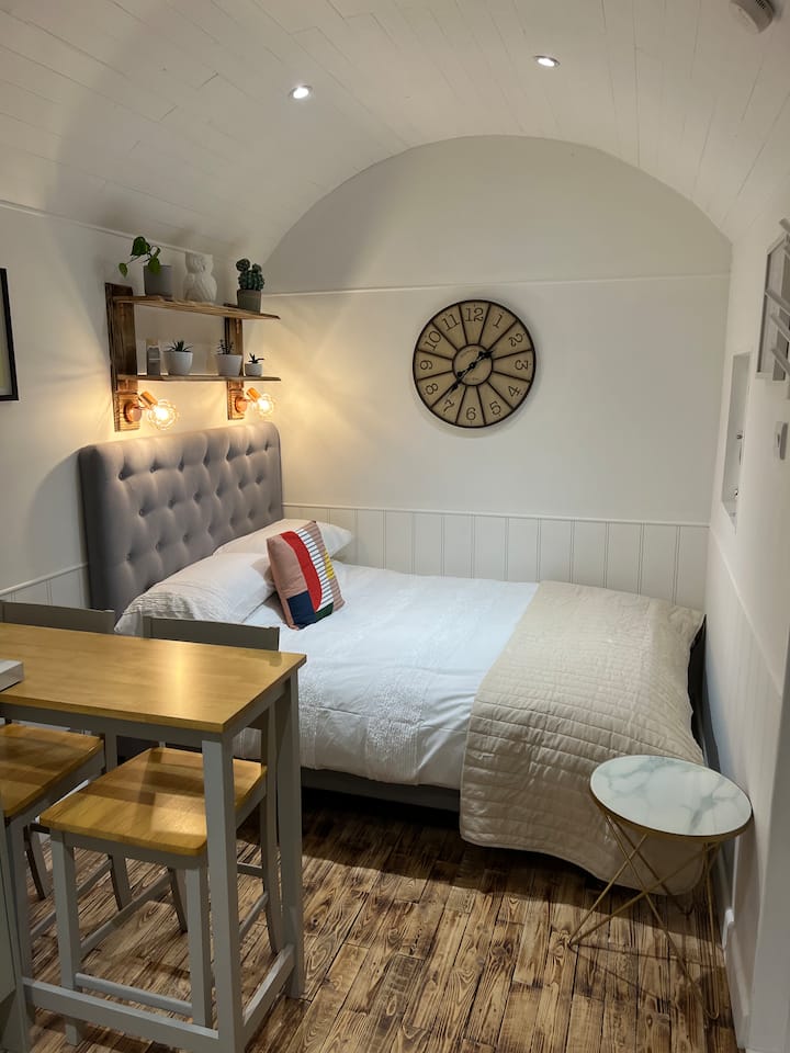 Rivermead Hut photo 5