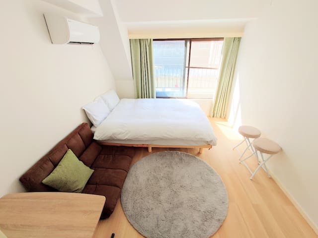 {Shinjuku Okubo } 2 min East Shinjuku/free WIFI