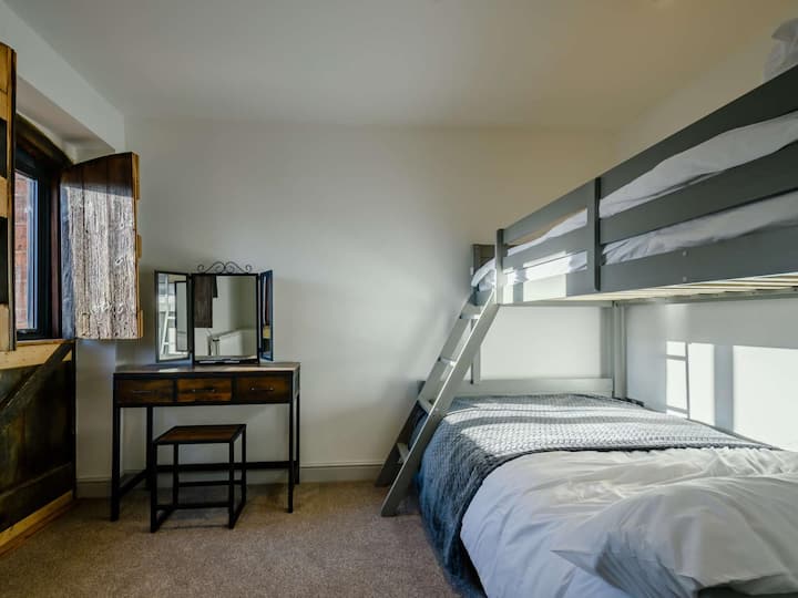 Bedroom 8