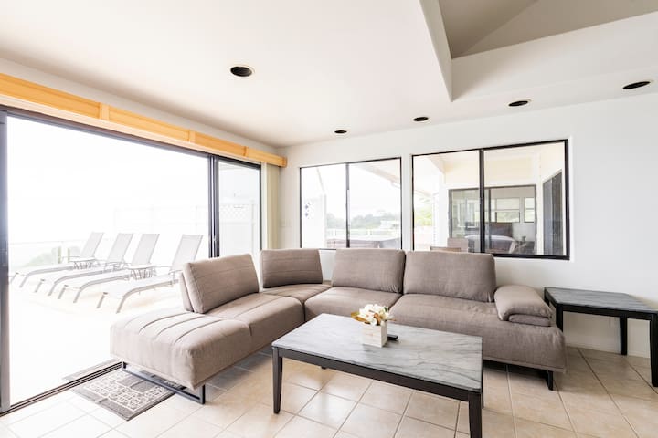 Luxury Oceanview Home Pool & SPA gallery image 2