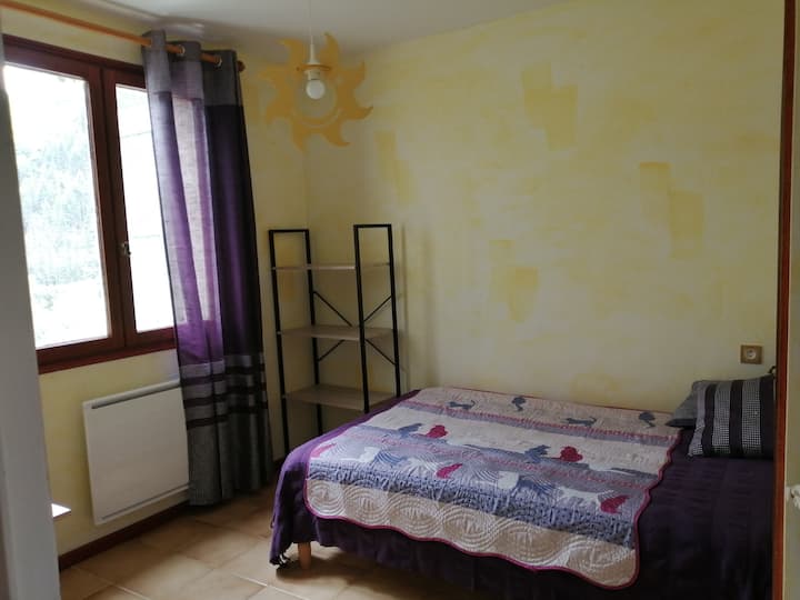 dhoma e gjumit 2, krevat 120 cm