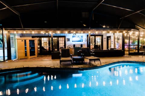 Recharge @ Timberland Lodge: Pool  Hottub Sauna