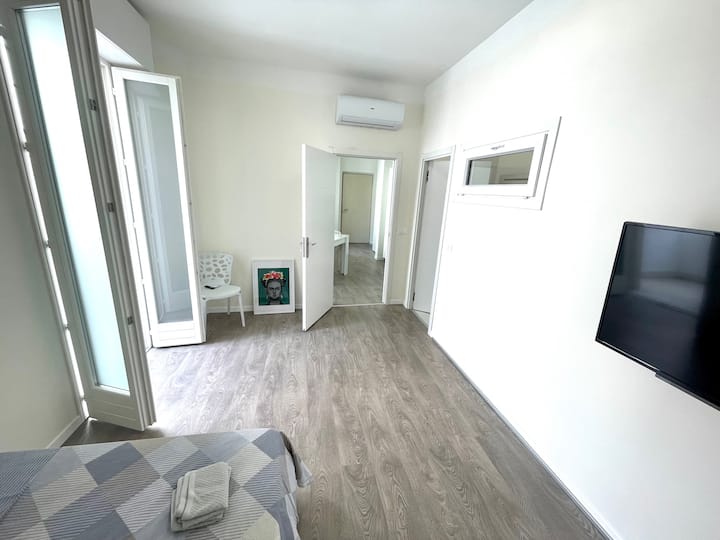 Luxus Studio Ariston 180m, Centro, 250m Mare, 36mq - Sanremo