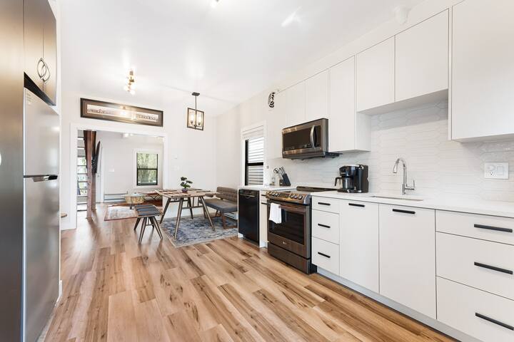 Charming Character Home gallery image 4