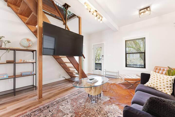 Charming Character Home gallery image 2