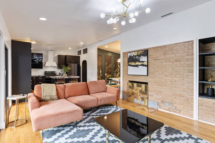 Direct Access to Park-Lake-Pool gallery image 3