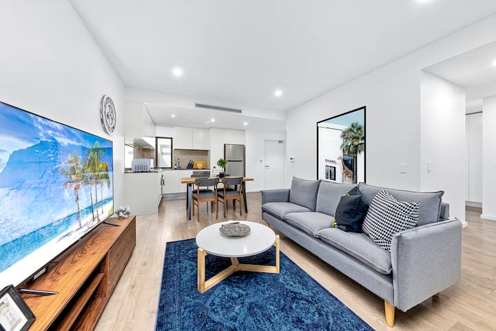 Centre Of Newtown 2 Bed Apt - Camperdown