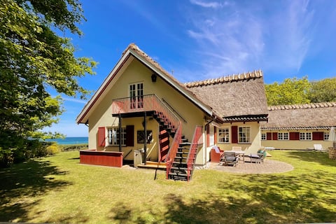 Large House on a Beautiful Seaside Nature Reserve