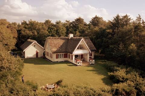 Large House on a Beautiful Seaside Nature Reserve