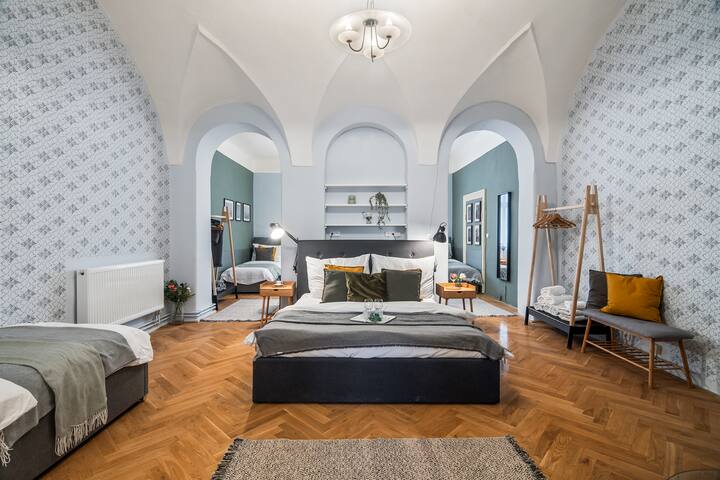 Charles Bridge Historical APT 2 by Michal&Friends gallery image 4