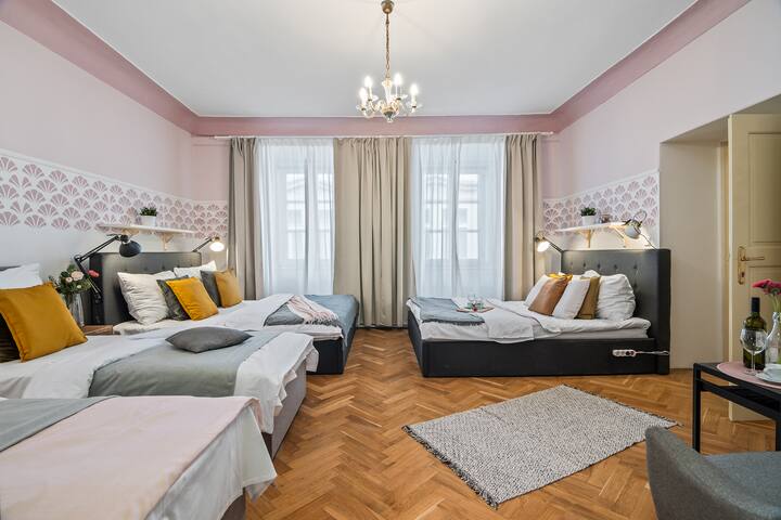 Charles Bridge Historical APT 2 by Michal&Friends gallery image 5