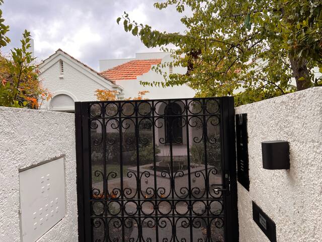 Cosy Melbourne family home. gallery image 4