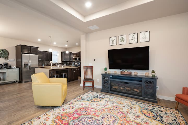 Great room perfect for large groups