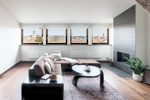 Luxury Panoramic 4BDR 8ppl. Penthouse in Old Town