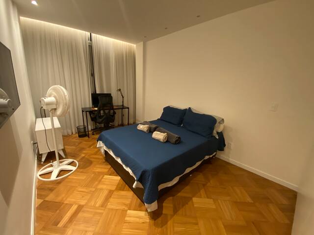 2 quadras da praia Leblon,excelente para famílias gallery image 5