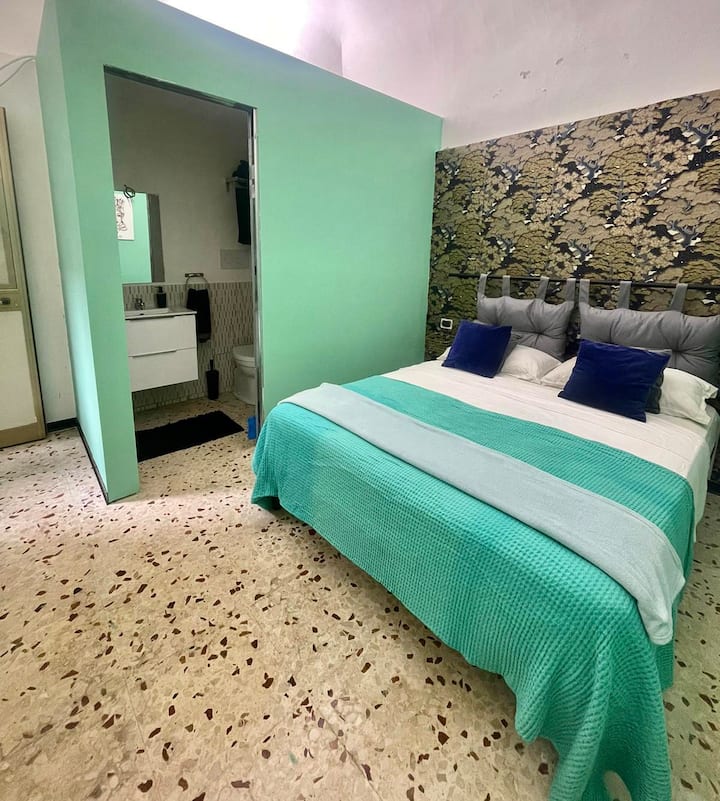 Apart via fardella, private bathroom Apartments for Rent in Trapani