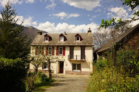 Maison Plein Soleil for up to 12 people