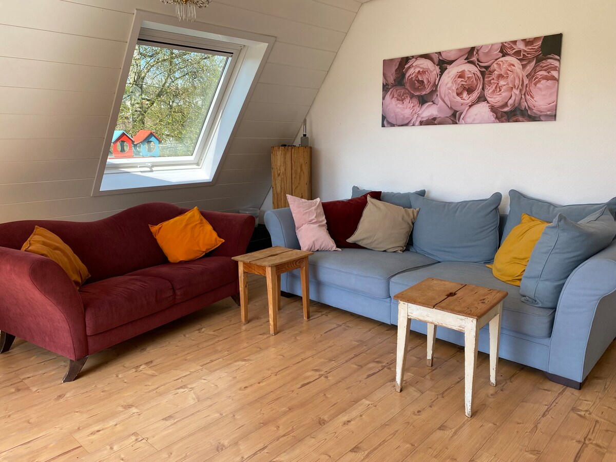 Popular Airbnb listing: Idyllic feel-good place with views & cat in Konstanz