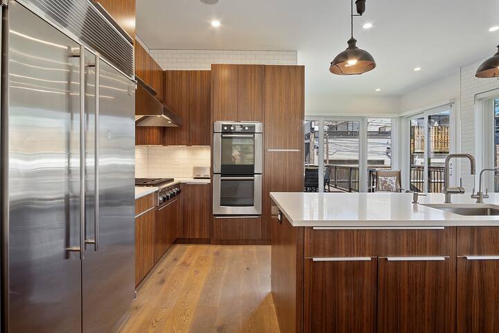 Your Gorgeous Modern Home Featured On T.V. gallery image 4