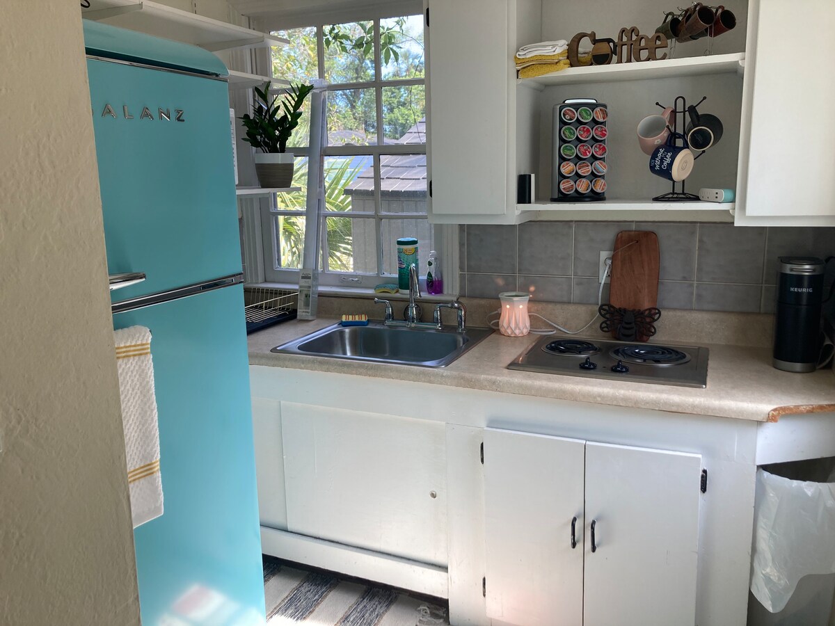 Top Airbnb: Cozy Guesthouse close to all in Ormond Beach