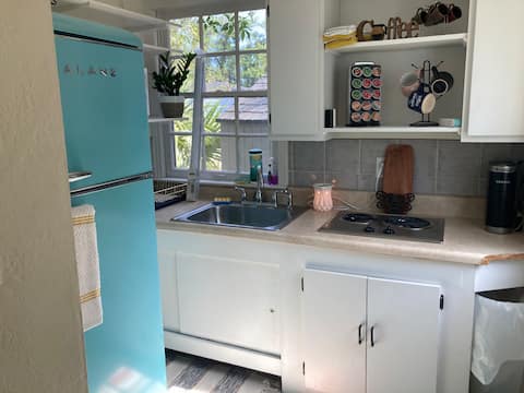 Top Airbnb: Cozy Guesthouse close to all in Ormond Beach