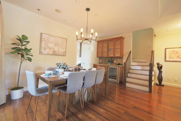 4BR Smart Home | Near Airport&Stanford G#41100 gallery image 3