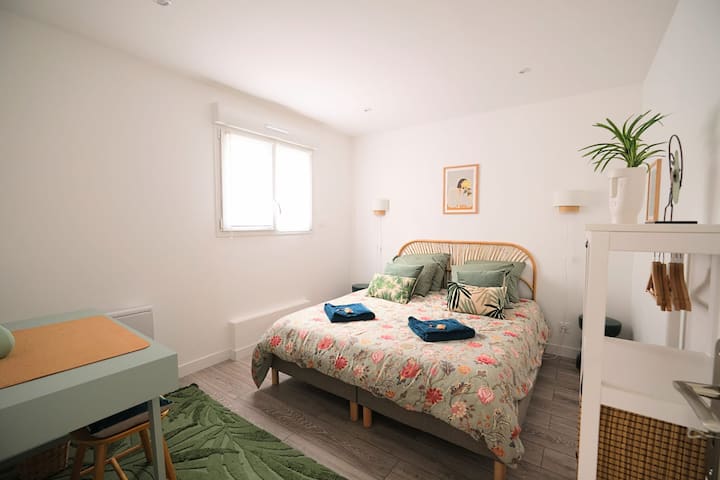 Chumba 1 cha kulala na kitanda cha watu wawili