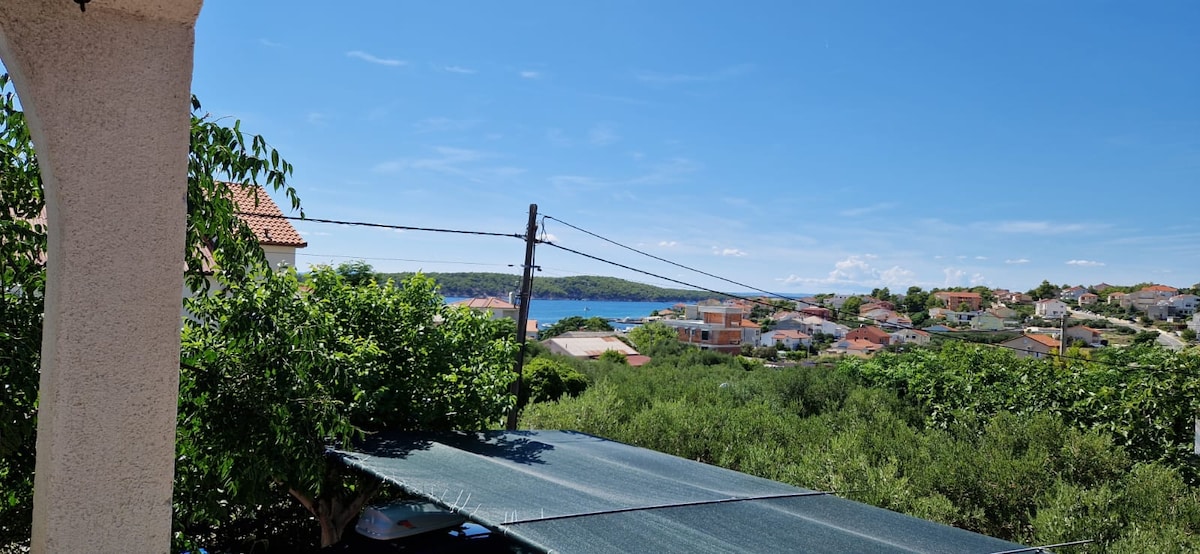 Apartment with sea view for 5 - Sunset