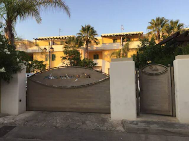 Villetta Duplex Baia Verde gallery image 2