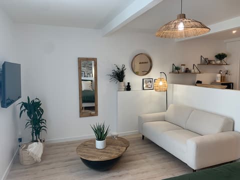 Top Airbnb: Large studio near the harbor in Le Croisic