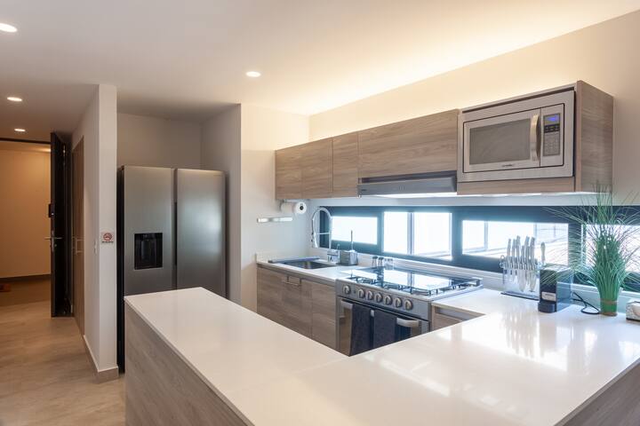 Neuchatel Polanco 20th floor with Spa, pool & Gym gallery image 5