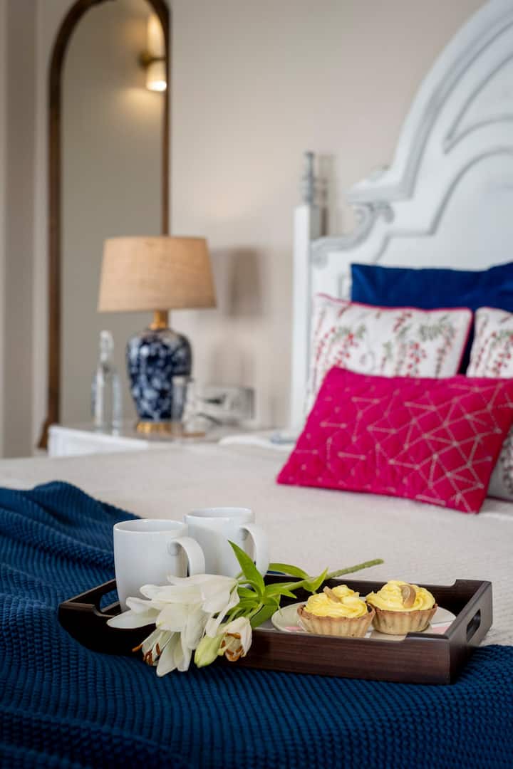 Bedroom 1 image 2
