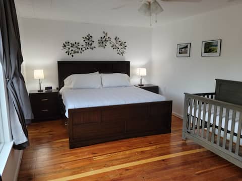 *NEW* Condo in Downtown Frankfort