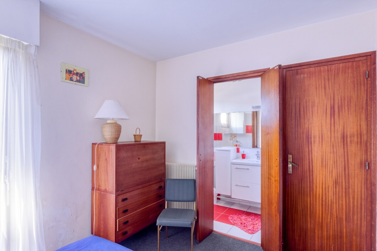 slaapkamer 1 met toilet