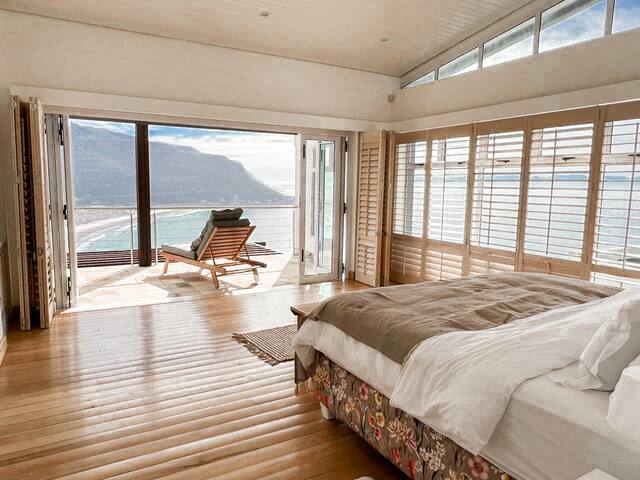 Ocean Song | Seafront Escape with Epic Views! gallery image 5