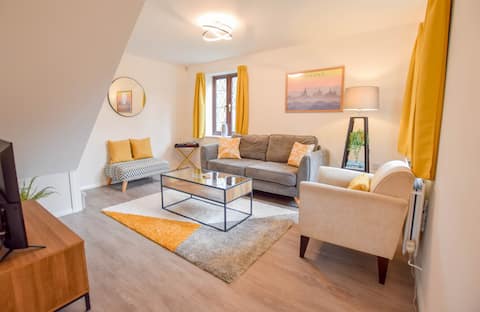 Super Central Home with Parking