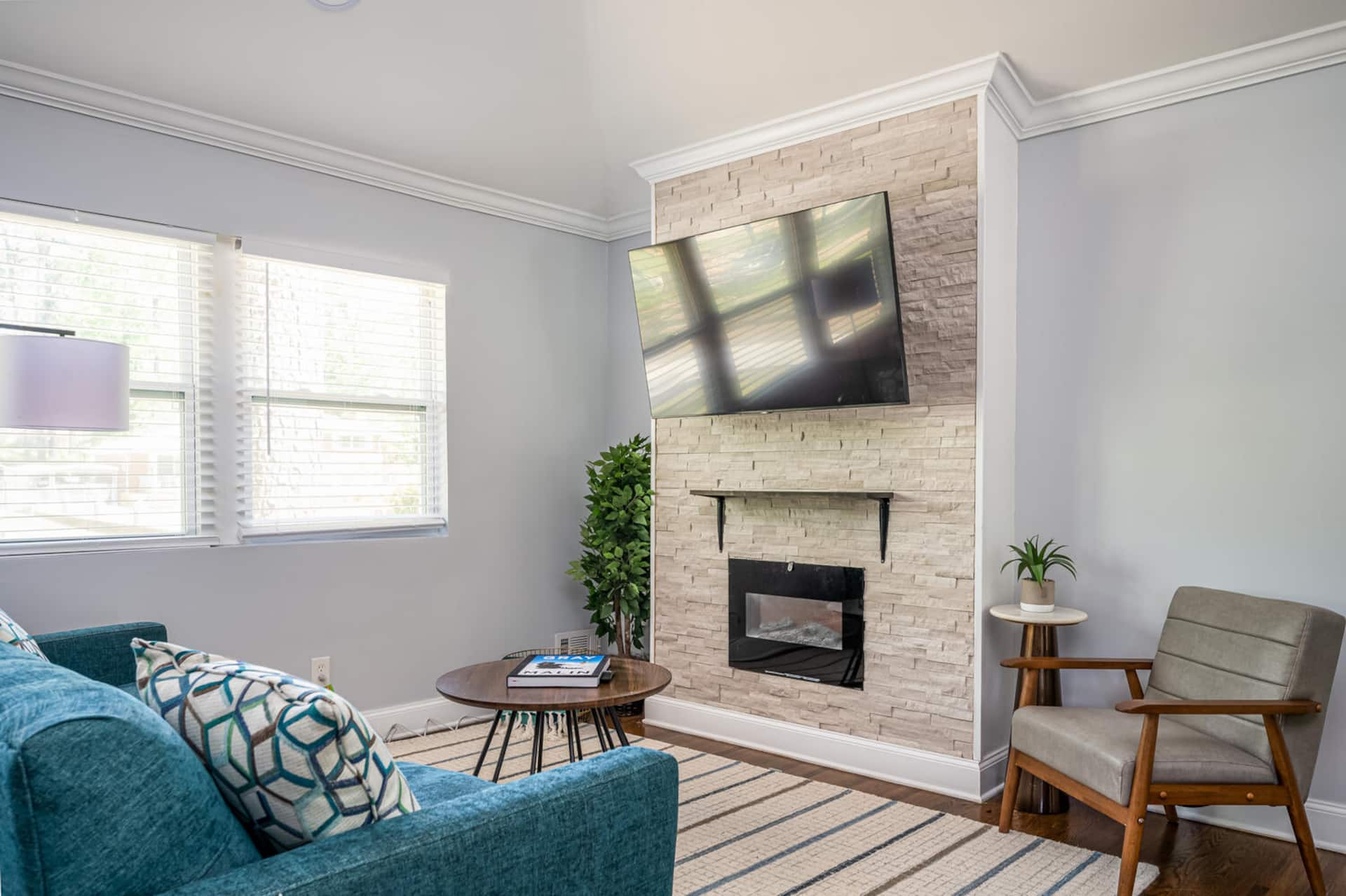 4BD/3BA Modern Decatur Retreat - 3 Miles to Emory