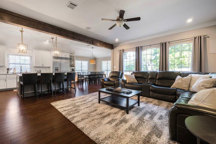 The ATX LUXE PLAY Golf gallery image 5