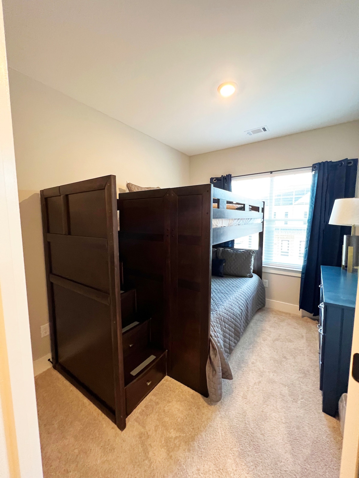 Bunkbed Bedroom
