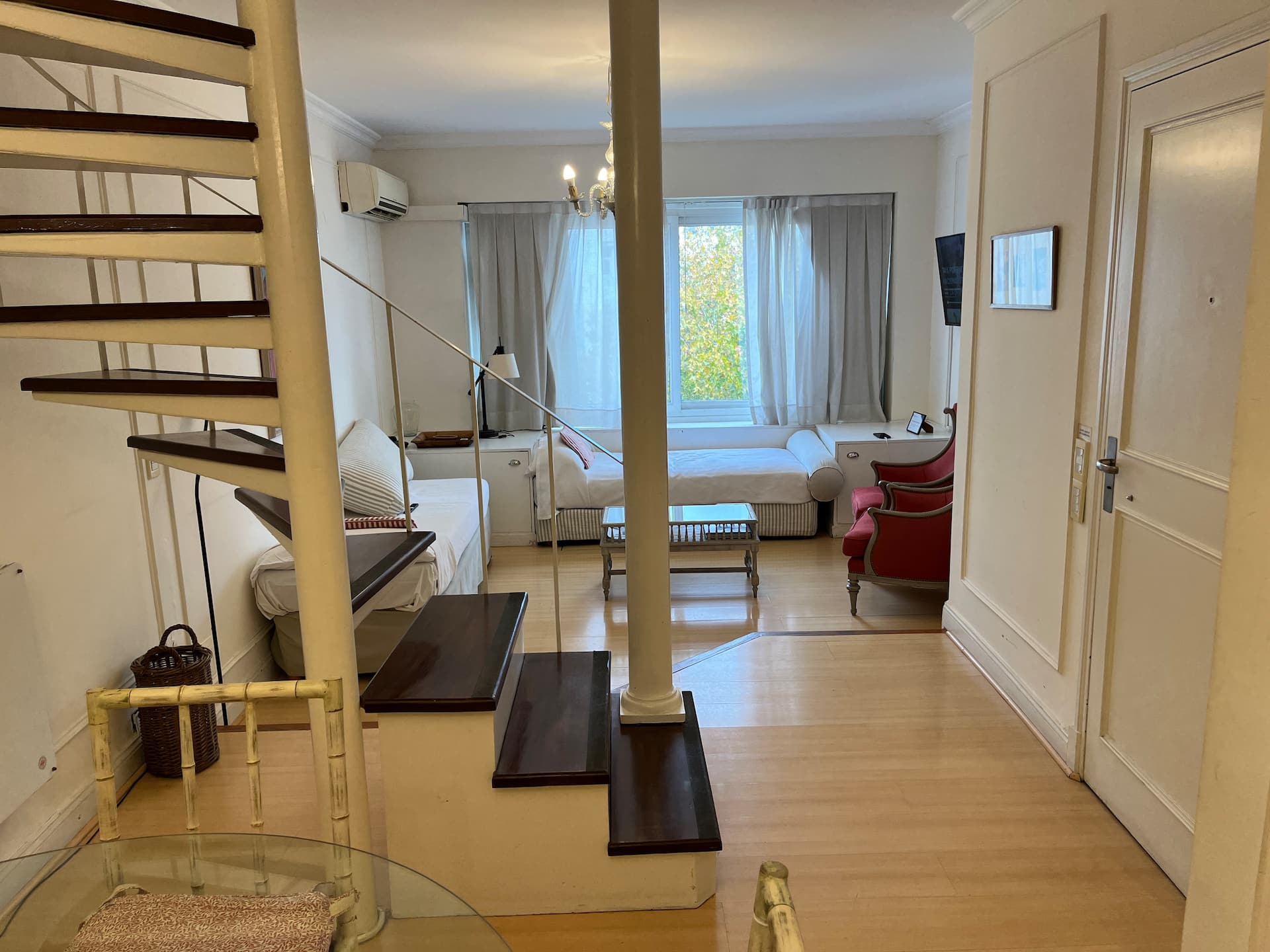 Apartamento de dois dormitórios em Retiro
