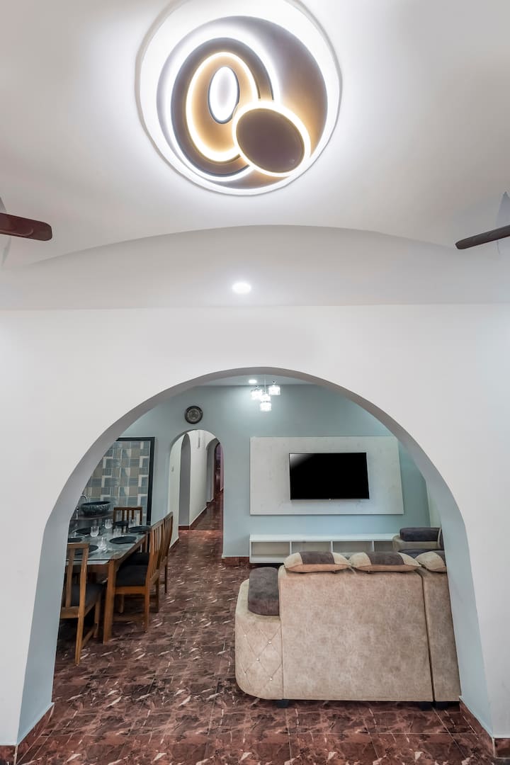 Living room image 4