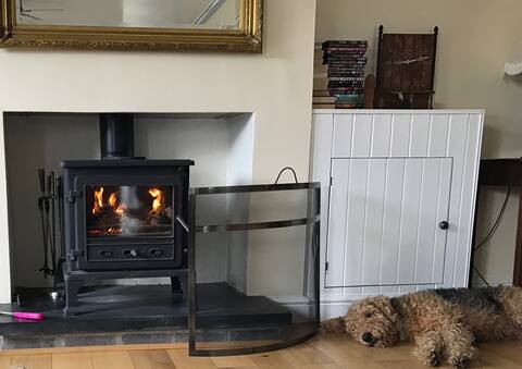 Spacious home sea view dog friendly 5 min to beach