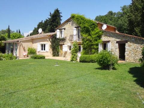 Fabulous Hidden Oasis with separate guest annex