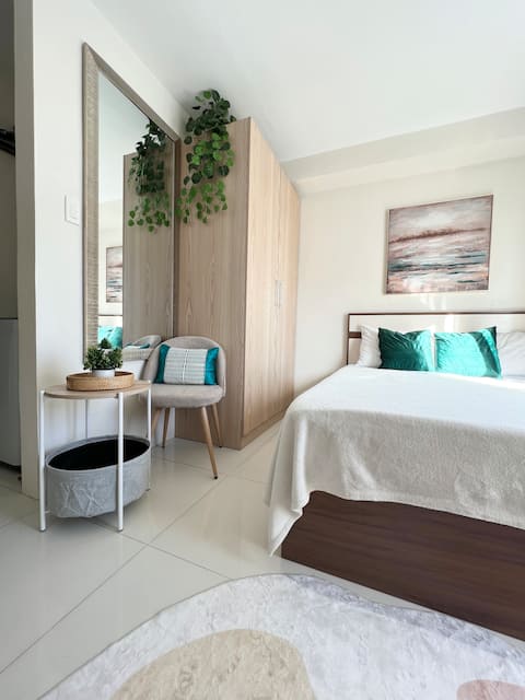 Chic Condo Unit in Bamboo Bay Mandaue City