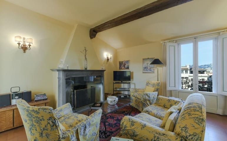 Appartamento di Lusso Mino